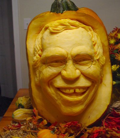 insanely_detailed_pumpkin_carving.jpg